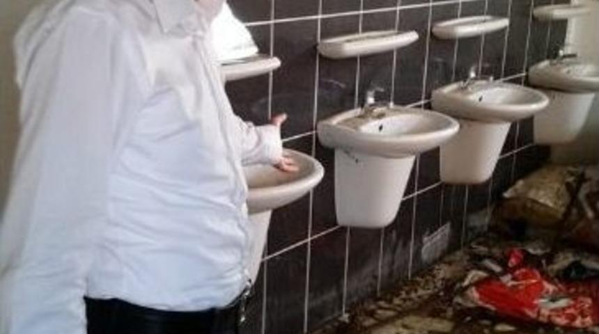 H&uuml;davendigar Kent Parkı&rsquo;ndan Pis Kokular Y&uuml;kseliyor