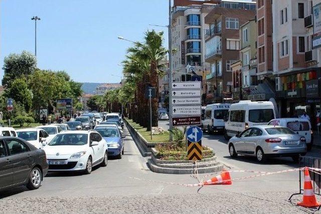 Çanakkale’de Feribot Kuyruğu