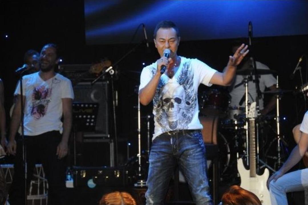 Serdar Orta&ccedil; Tatilcileri Coşturdu