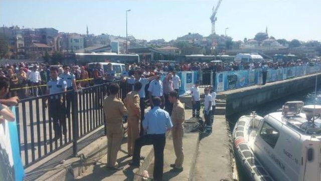 Üsküdar'da Serinlemek Için Denize Giren Afganistanlı Genç Boğuldu