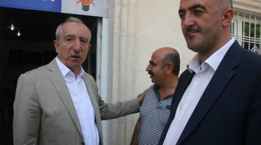 Ak Partili Miroğlu Midyat&rsquo;ta Vatandaşlarla Bayramlaştı