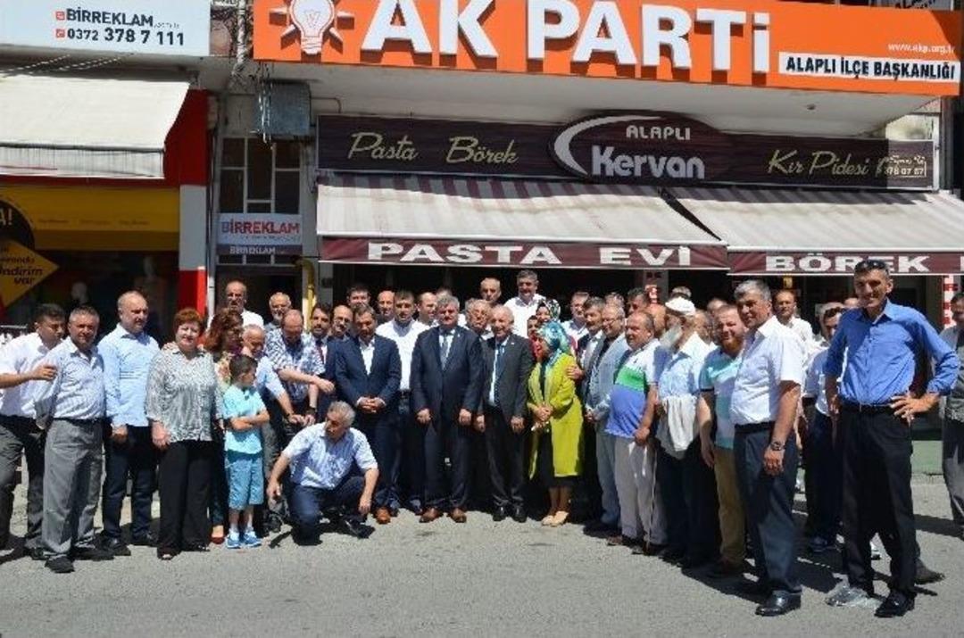Ak Parti Alaplı İl&ccedil;e Teşkilatında Bayramlaşma