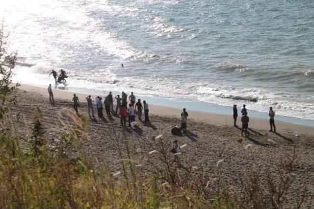 Serinlemek Için Denize Giren Genç Boğuldu