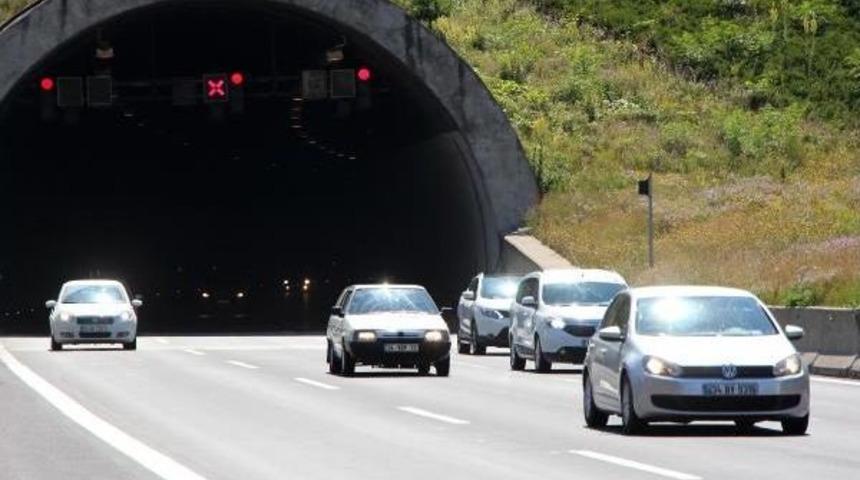 D&ouml;n&uuml;ş Yolunda Bolu Dağı'nda Aksama Yok