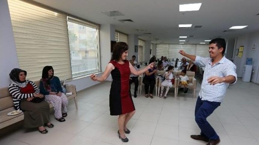 Onkoloji Konuk Evi&rsquo;nde Bayram Eğlencesi