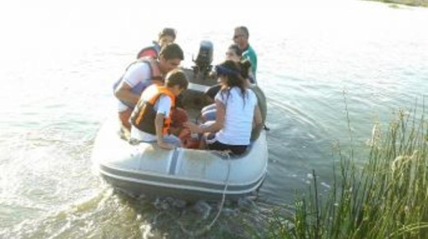 Mardinli &Ouml;ğrenciler, Sarısu Kampında