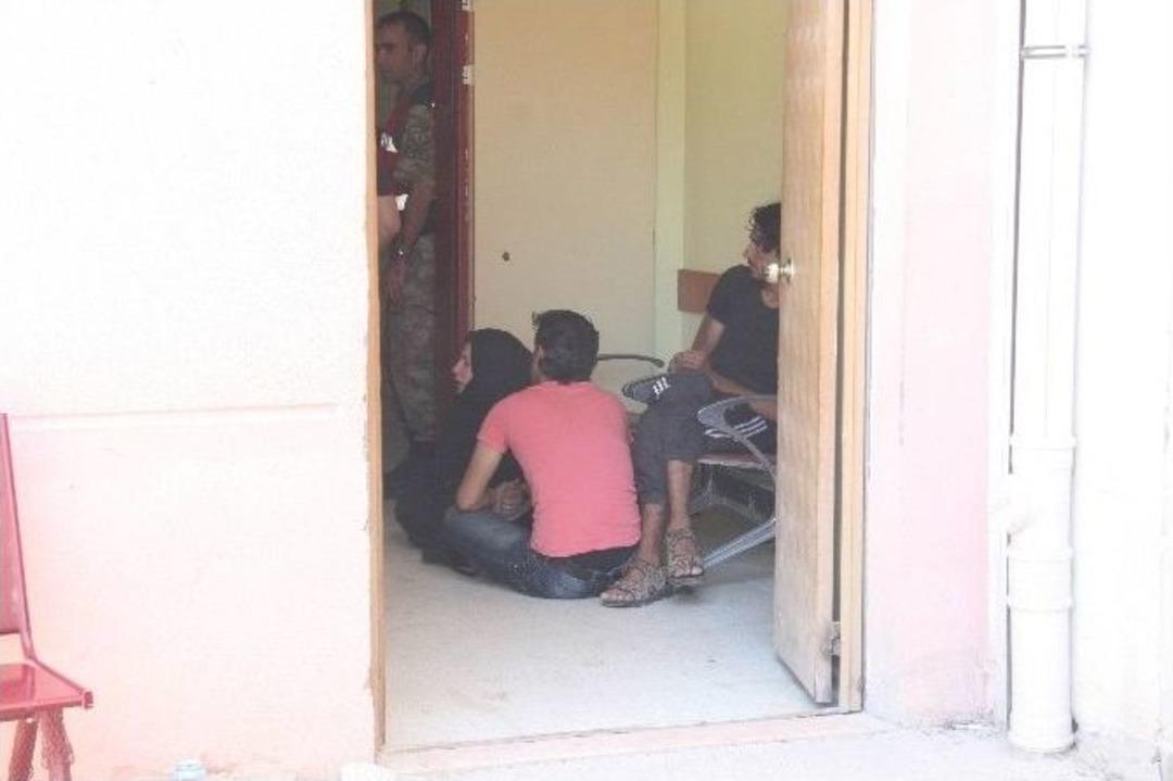 Suriye Sınır Hattında Vurulan 2 Suriyeli &Ccedil;ocuk Hayatını Kaybetti