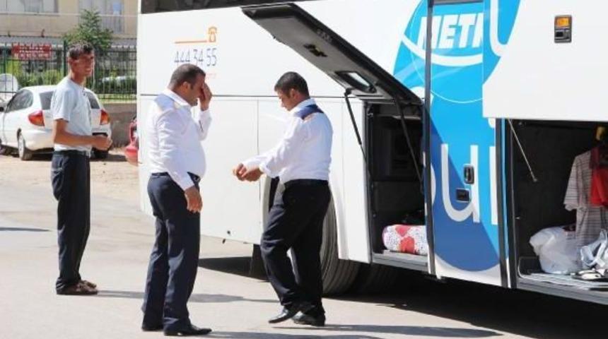 Muavin, Hırsızı Su&ccedil;&uuml;st&uuml; Yakaladı