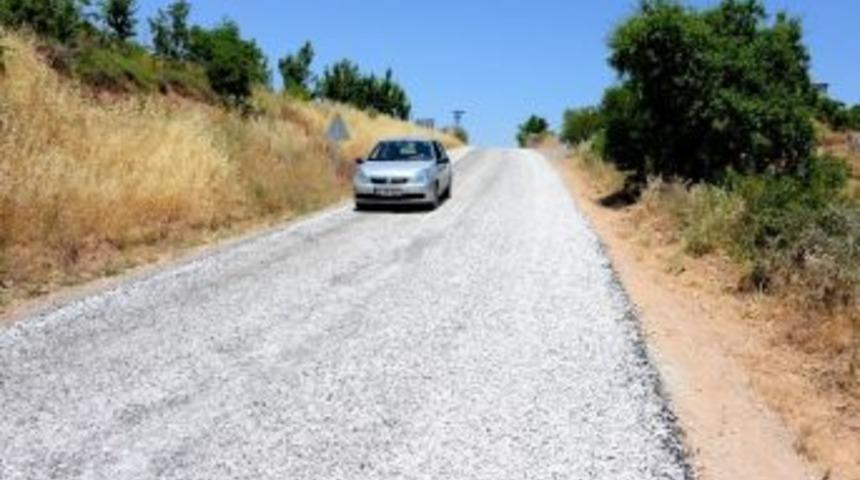 Kadiruşağı&rsquo;nın 13 Km&rsquo;lik Grup Yolu Asfaltlandı