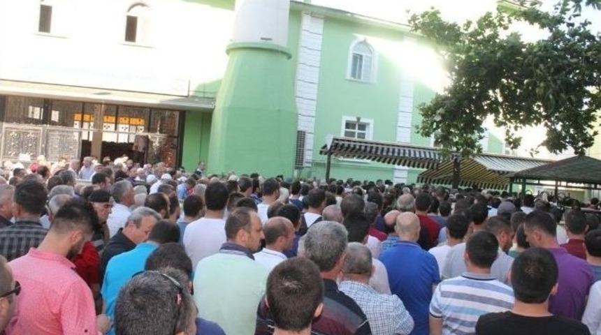 Patlamada &Ouml;len İş&ccedil;i Son Yolculuğuna Uğurlandı