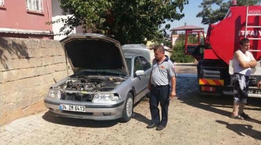 Park Halindeki Otomobil Yandı