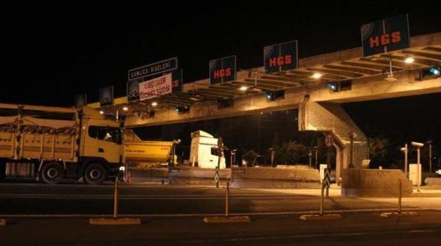İstanbul'da D&ouml;n&uuml;ş Trafiğinde Yoğunluk Yaşanmıyor