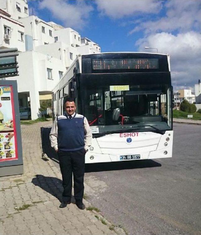 Otobüste Unuttuğu Para Dolu Çantası Kayboldu