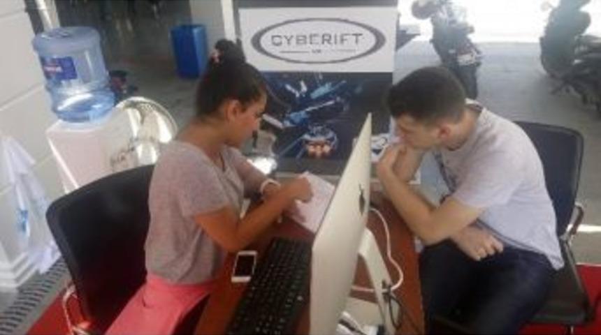 Danışma Merkezine Bin Kişi Başvurdu