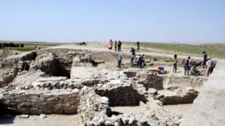 Yassıh&ouml;y&uuml;k Kazısı Başlıyor