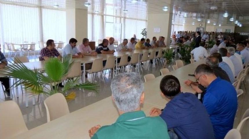 Milli Eğitim M&uuml;d&uuml;rl&uuml;ğ&uuml;&rsquo;nde Bayramlaşma