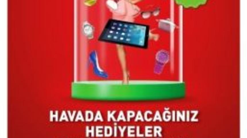 Forum Gaziantep&rsquo;te Hediye Kabini&rsquo;ne Girenler Mutlu &Ccedil;ıkıyor