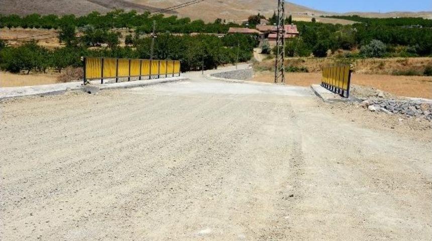 Bulgurlu Ve K&ouml;mekavak K&ouml;pr&uuml;leri Yenilendi