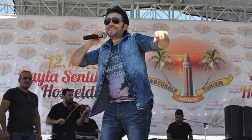 İsmail Yk Hayranları İle Buluştu