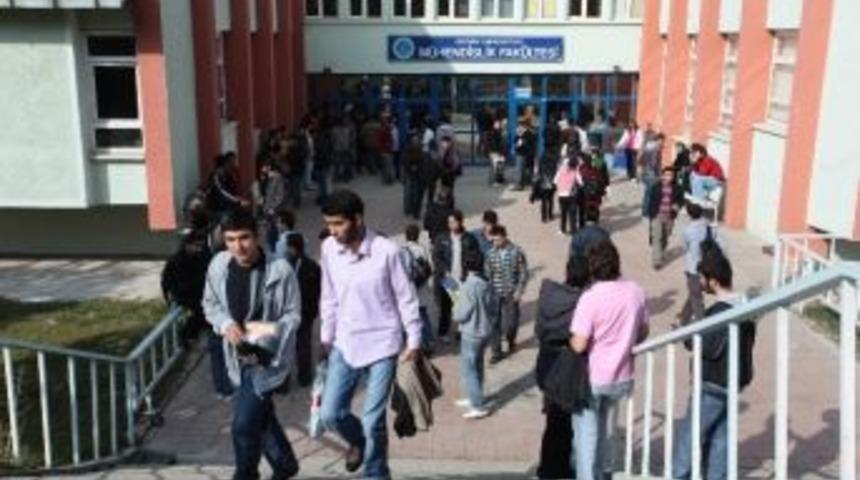 Yaz Okulu Programına, 101 Üniversiteden 13 Bin Öğrenci Katılıyor