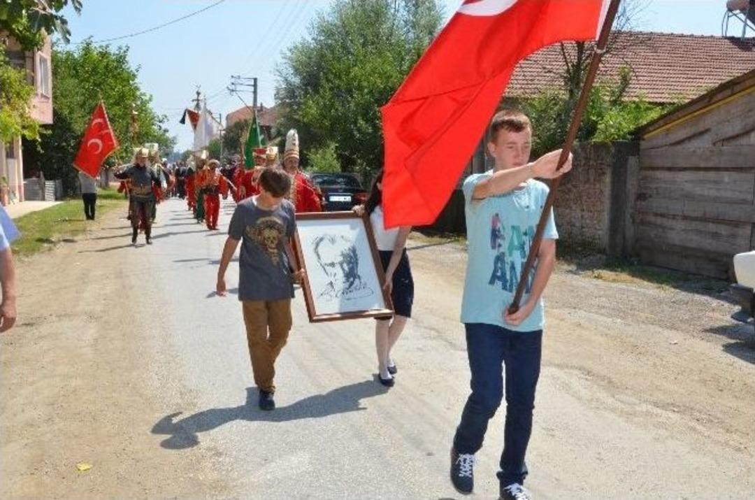 Atat&uuml;rk&rsquo;&uuml;n D&uuml;zce&rsquo;ye Gelişi 81. Yılı Anıldı