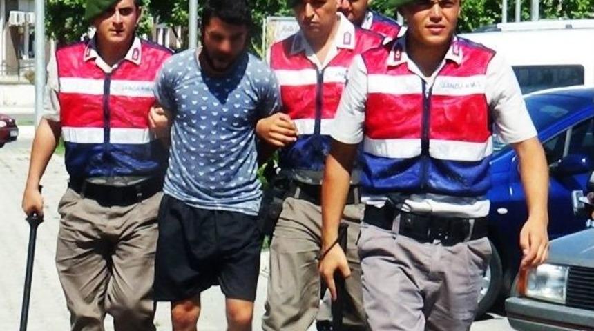 Plaj Faresi Tutuklandı