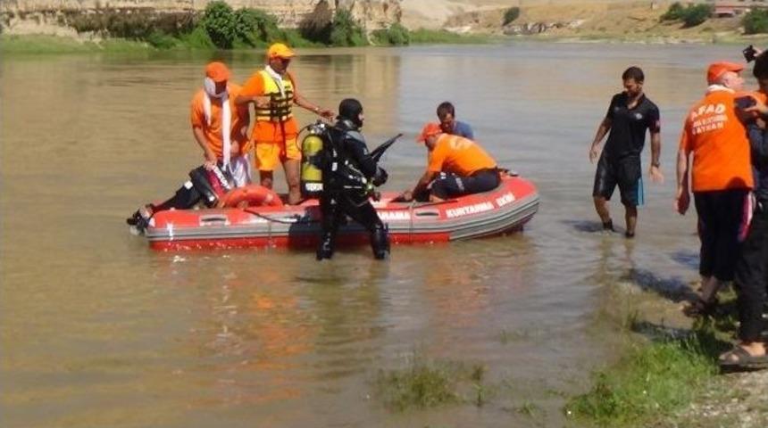 Dicle Nehri&rsquo;nde Boğulan Askerin Cesedine 24 Saat Sonra Ulaşıldı