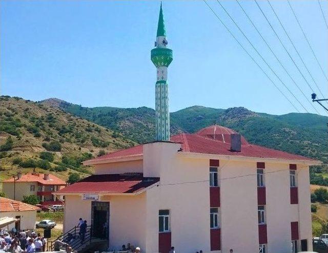 İkipınar Cami İbadete Açıldı