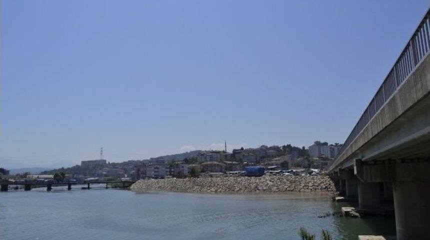 Alaplı &Ccedil;ayında Islah &Ccedil;alışmaları Son Aşamaya Geldi