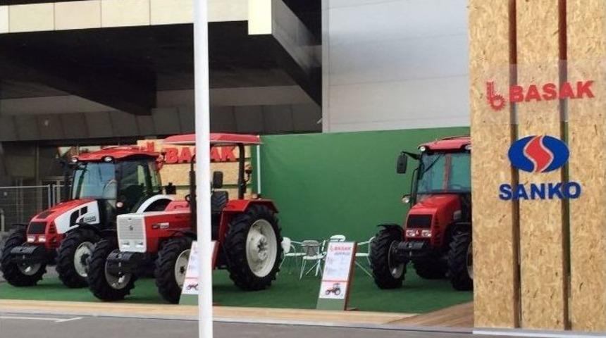 Akhisar&rsquo;dan Moskova&rsquo;ya Başak Trakt&ouml;r R&uuml;zgarı