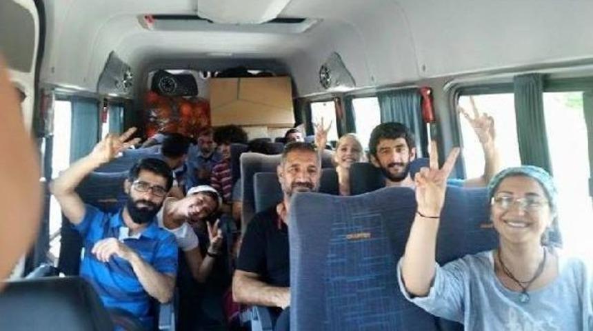 Suru&ccedil;'ta Canlı Bomba Dehşeti (12)