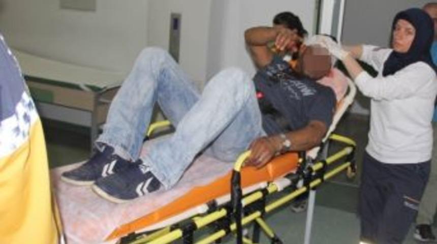 Tabanca Kabzasıyla Yaralandı