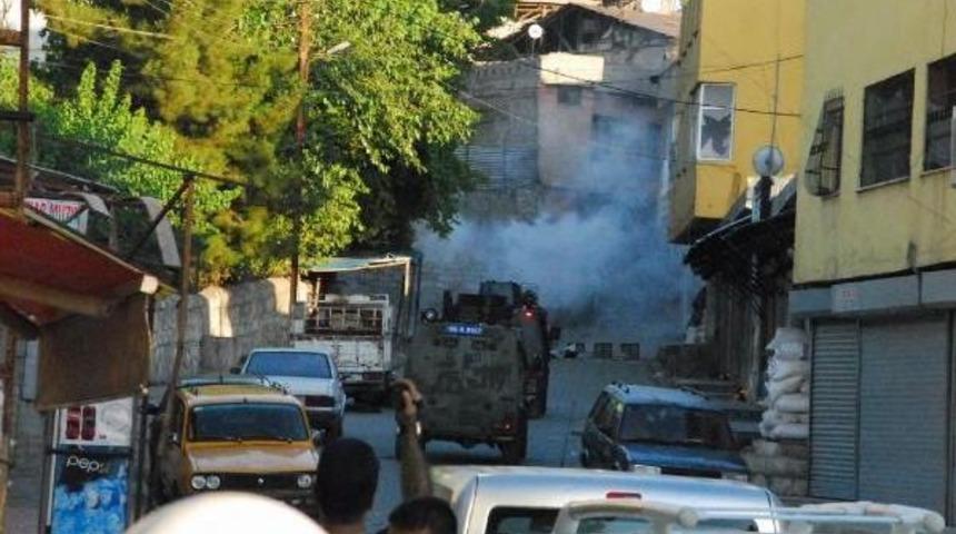Siirt'te Suru&ccedil; Saldırısını Protesto G&ouml;sterisinde Olaylar &Ccedil;ıktı