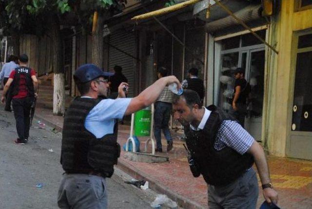 Siirt'te Suruç Saldırısını Protesto Gösterisinde Olaylar Çıktı