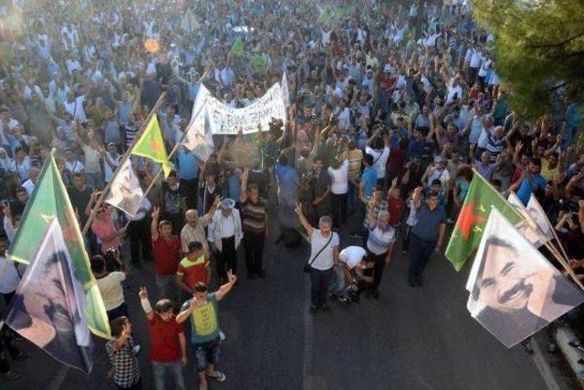 Suruç'taki Canlı Bomba Saldırısına Diyarbakır'dan Tepki (2)