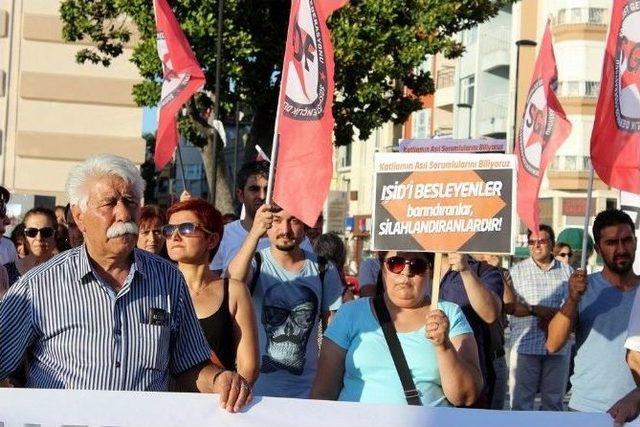 Çanakkale’de Yürüyüş Yapan Hdp’li Gruba Küfreden Kadına Polis Müdahale Etti