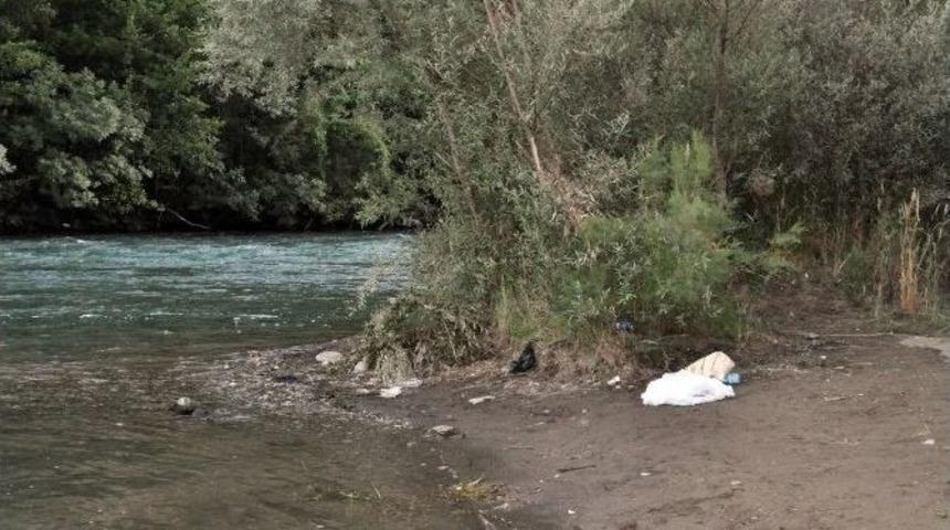 Tunceli&rsquo;de Yeni Doğmuş Bebek Cesedi Bulundu