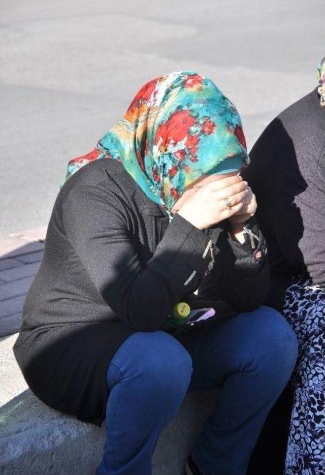 Otomobil Bisikletliye &Ccedil;arptı: 1 Yaralı 1