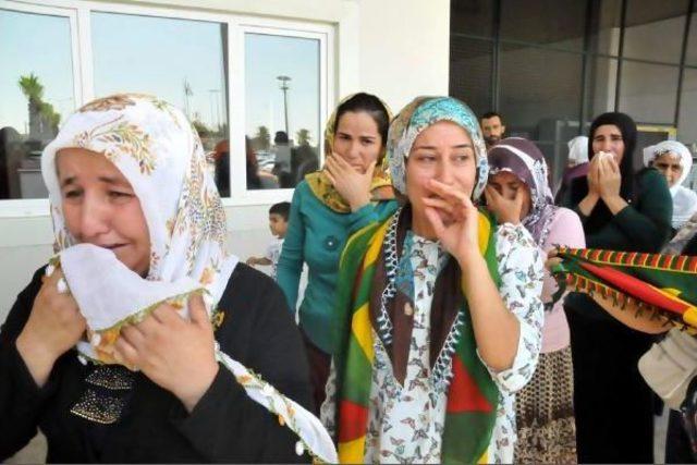 Kobani'de Işid'le Çatışmada Ölen Avustralyalı'nın Cenazesi Ülkesine Gönderildi