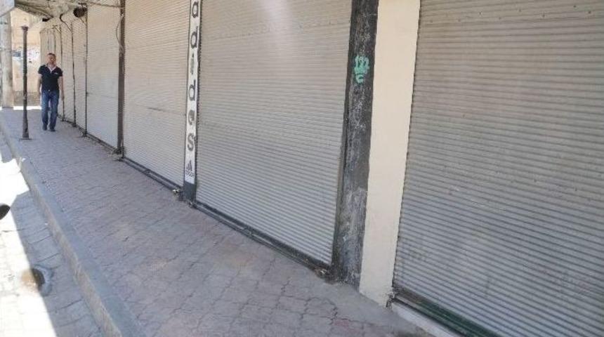 Cizre&rsquo;de Esnaf Suru&ccedil; Saldırısına Kepenk A&ccedil;mayarak Tepki G&ouml;sterdi