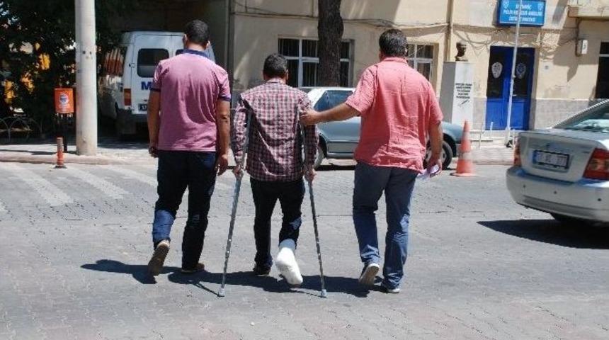 Ev Sahibini G&ouml;r&uuml;nce İkinci Kattan Atlayıp Ayağını Kıran Zanlı, İlk Mahkemede Serbest Kaldı, İkincisinde Tutuklandı