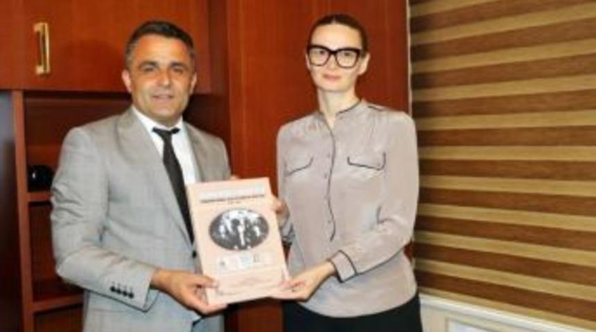 Tk&uuml;ugd Başkanı Yavuzaslan, Azerbaycan Milletvekili Paşayeva İle Buluştu