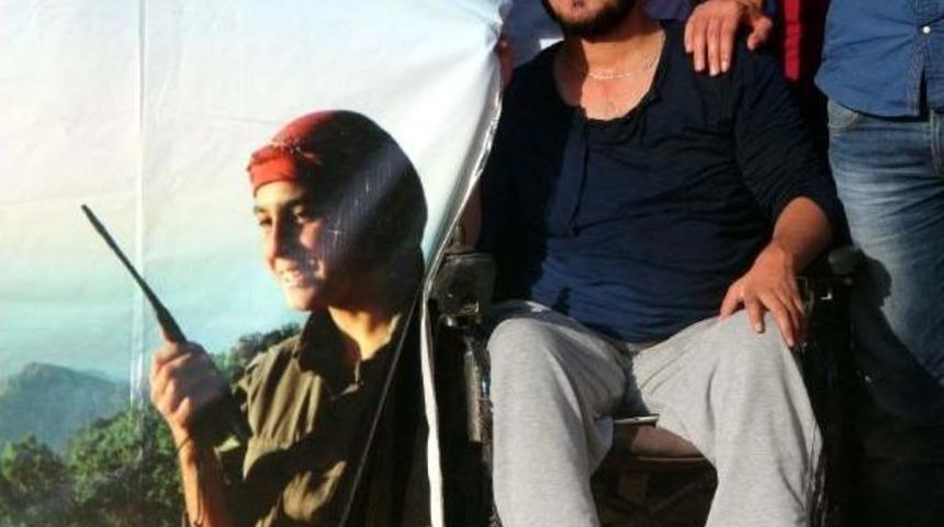 Engelli Gen&ccedil;: Yorulup Pankartı Bırakınca Saniye Farkıyla Kurtuldum