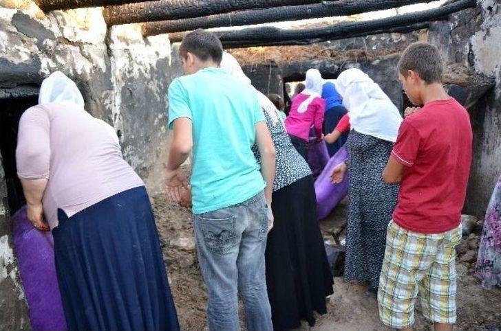 Silvan’da 2 Ev Tamamen Kül Oldu Diyarbakır Haberleri