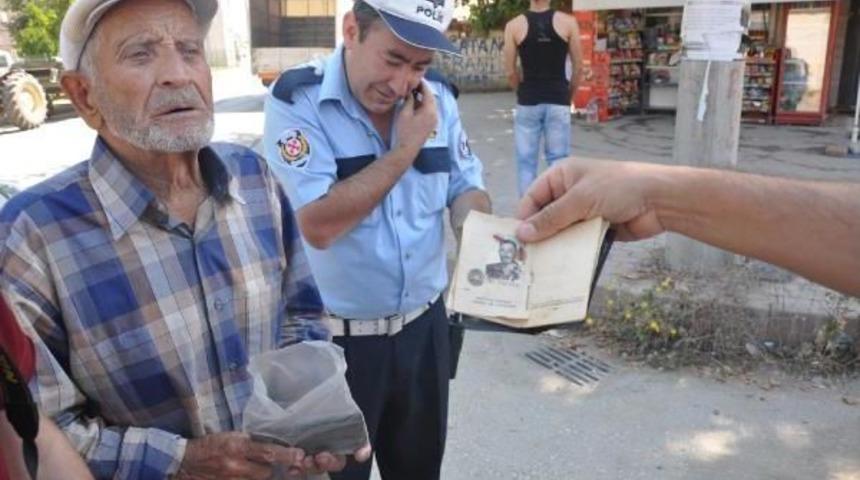 S&uuml;r&uuml;c&uuml; 80 Yaşında, Ehliyeti 47, Trakt&ouml;r&uuml; Ise 43 Yıllık