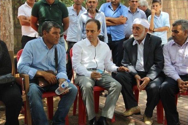 Hdp Şanlıurfa Milletvekili Osman Baydemir Suruç’taki Patlama Alanına Geldi