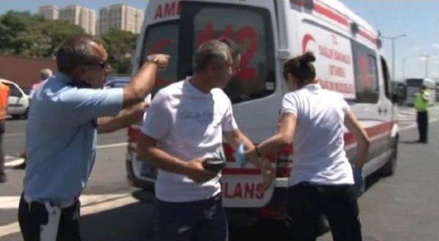 Tem'de Zincirleme Trafik Kazası: 13 Yaralı