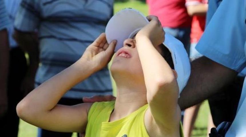 Oğlunu G&ouml;remeyince &Ccedil;ıktığı Baz Istasyonundan 17 Saat Sonra Indi