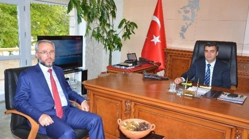 İl M&uuml;ft&uuml;s&uuml;&rsquo;nden Vali D&uuml;zg&uuml;n&rsquo;e Ziyaret