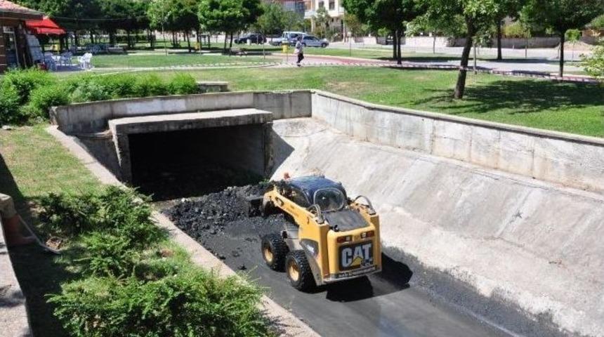 Maski&rsquo;den Laleli&rsquo;de Dere Temizliği